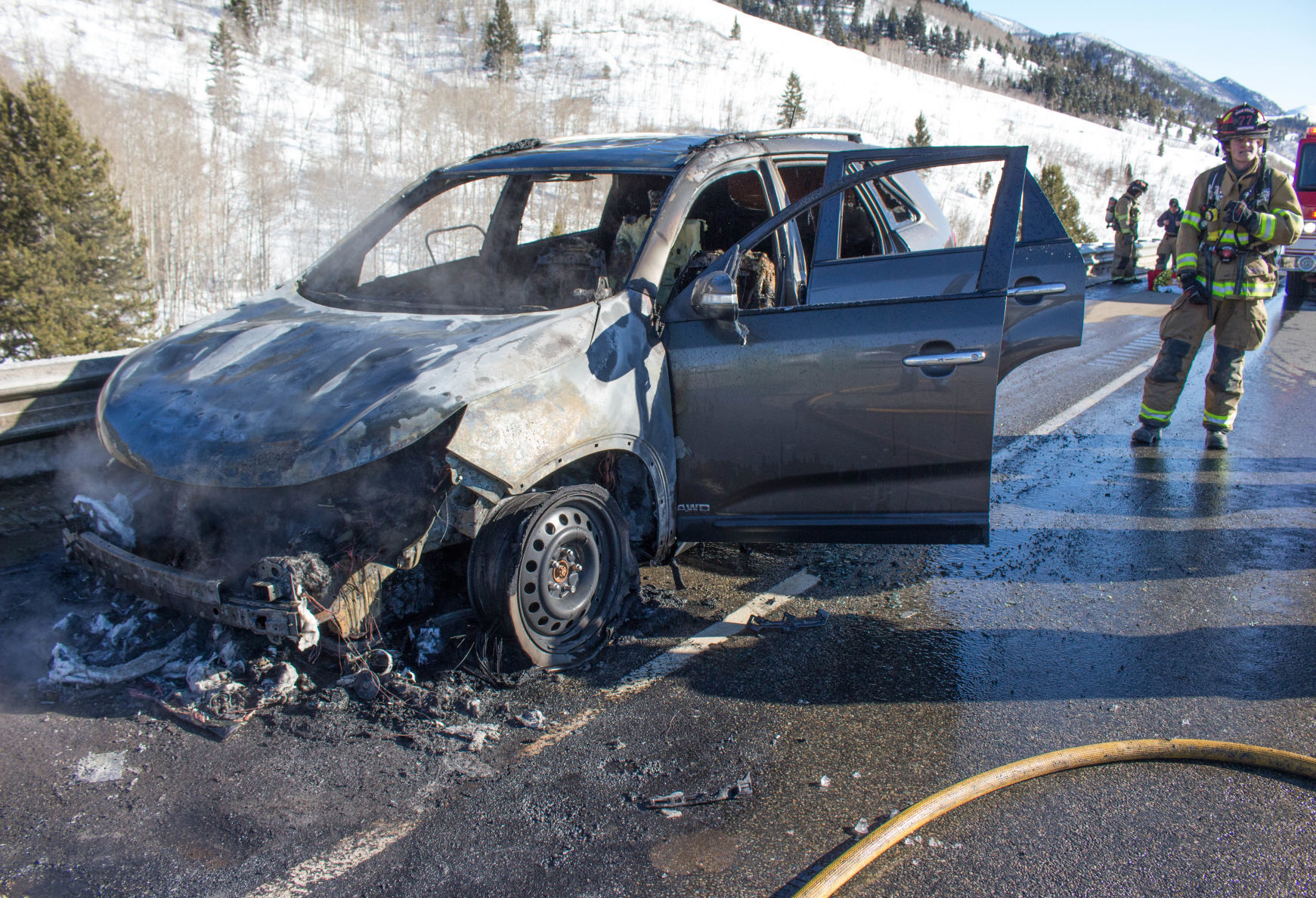 Cause of flames that engulfed a car on Interstate 15 under investigation